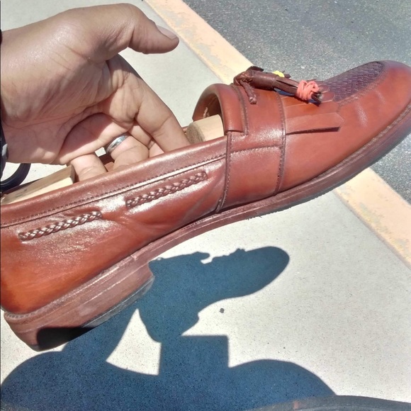 Allen Edmonds - Picture 3 of 11